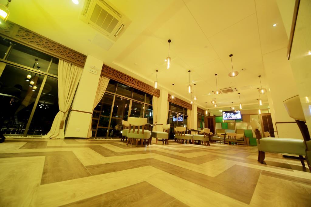 Hotel Africana Kampala Ngoại thất bức ảnh