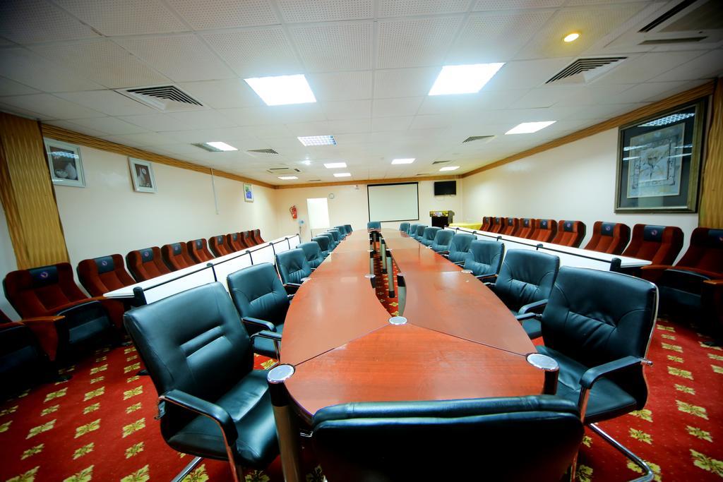 Hotel Africana Kampala Ngoại thất bức ảnh