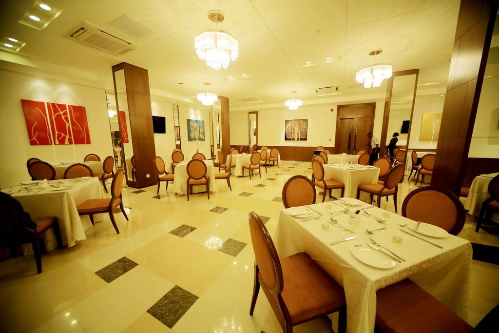 Hotel Africana Kampala Ngoại thất bức ảnh
