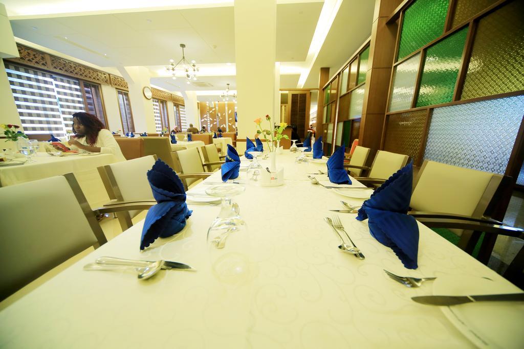 Hotel Africana Kampala Ngoại thất bức ảnh