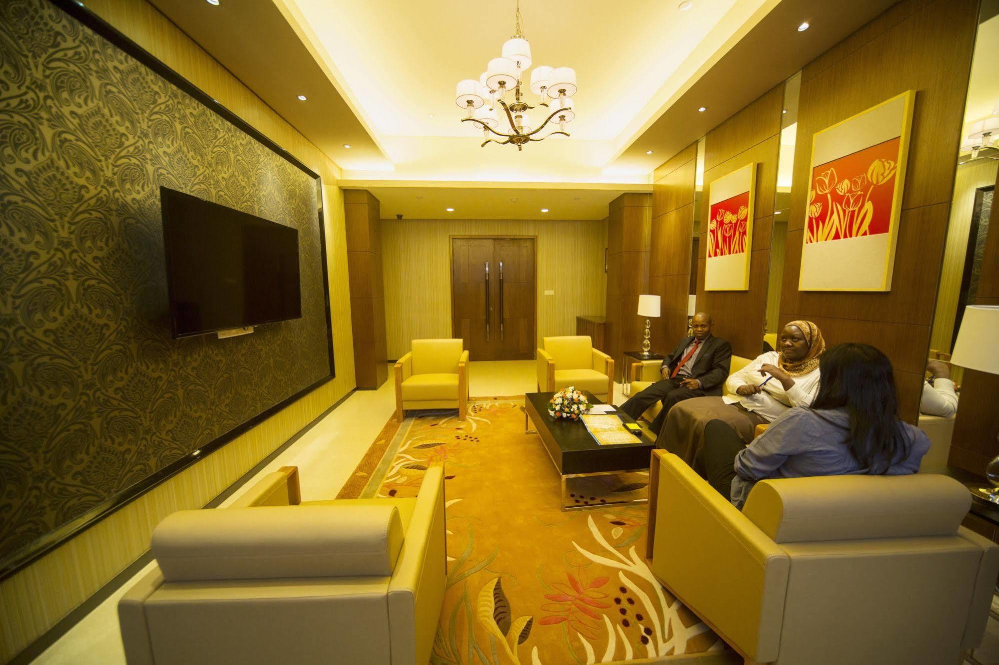 Hotel Africana Kampala Ngoại thất bức ảnh